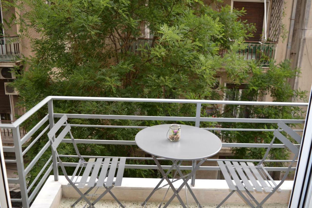 Leon Cozy Apartment Афіни Екстер'єр фото