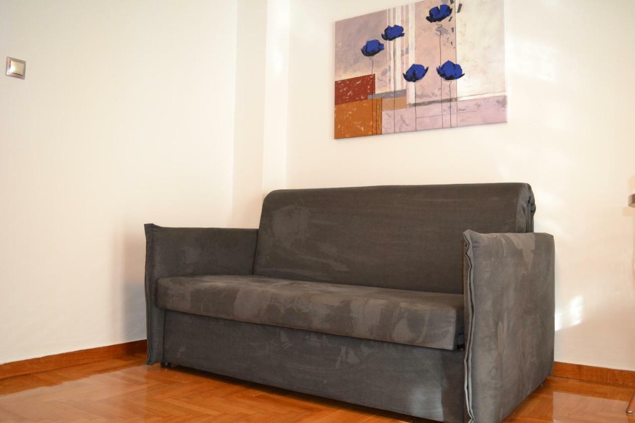 Leon Cozy Apartment Афіни Екстер'єр фото